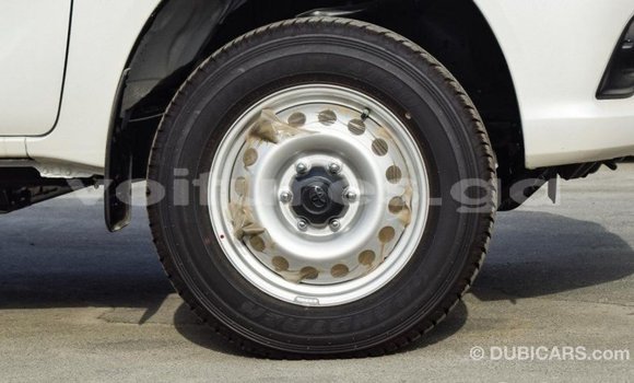 Acheter Import Voiture Toyota Hilux Blanc à Import - Dubai, Estuaire Acheter Import Voiture Toyota Hilux Blanc à Import - Dubai, Estuaire