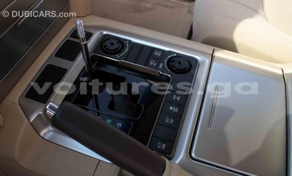 Acheter Import Voiture Toyota Land Cruiser Noir à Import - Dubai, Estuaire Acheter Import Voiture Toyota Land Cruiser Noir à Import - Dubai, Estuaire