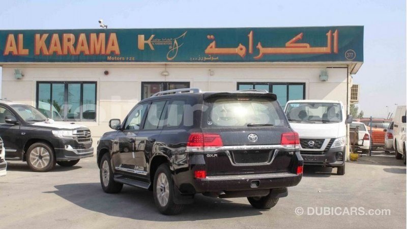 Big with watermark toyota land cruiser estuaire import dubai 5347