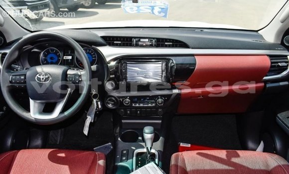 Acheter Import Voiture Toyota Hilux Autre à Import - Dubai, Estuaire Acheter Import Voiture Toyota Hilux Autre à Import - Dubai, Estuaire