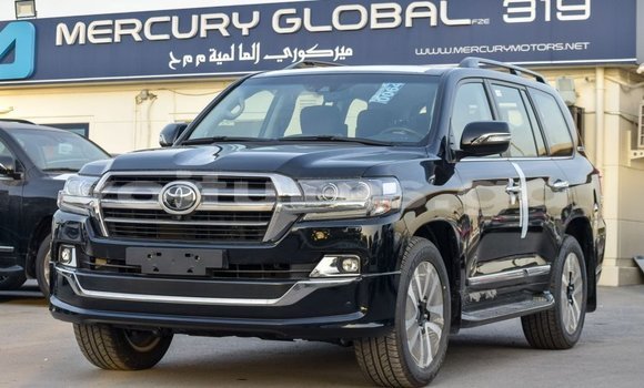 Acheter Import Voiture Toyota Land Cruiser Noir à Import - Dubai, Estuaire Acheter Import Voiture Toyota Land Cruiser Noir à Import - Dubai, Estuaire