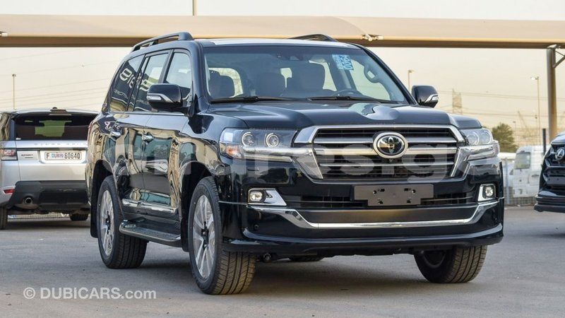 Big with watermark toyota land cruiser estuary import dubai 5358