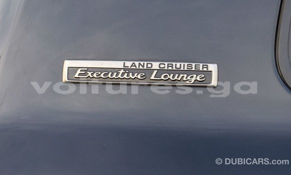 Acheter Import Voiture Toyota Land Cruiser Noir à Import - Dubai, Estuaire Acheter Import Voiture Toyota Land Cruiser Noir à Import - Dubai, Estuaire