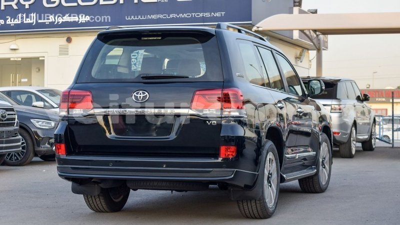 Big with watermark toyota land cruiser estuary import dubai 5358