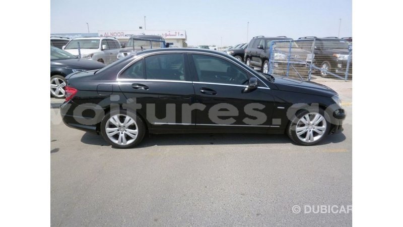 Big with watermark mercedes benz 200 estuaire import dubai 5359