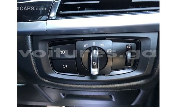 Acheter Import Voiture BMW X6 Bleu à Import - Dubai, Estuaire Acheter Import Voiture BMW X6 Bleu à Import - Dubai, Estuaire