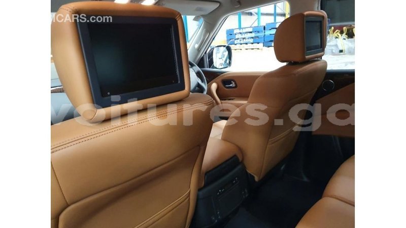 Big with watermark nissan patrol estuaire import dubai 5362