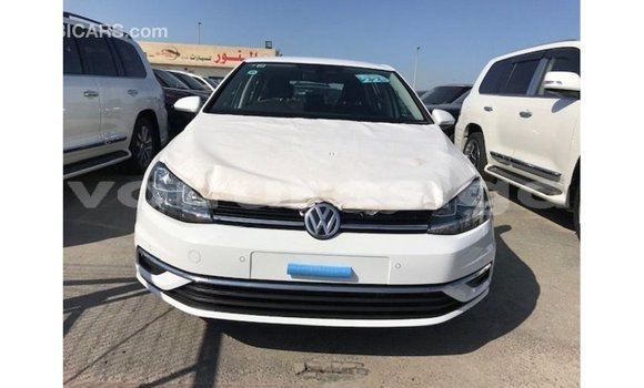 Acheter Import Voiture Volkswagen Golf Blanc à Import - Dubai, Estuaire Acheter Import Voiture Volkswagen Golf Blanc à Import - Dubai, Estuaire