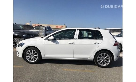 Acheter Import Voiture Volkswagen Golf Blanc à Import - Dubai, Estuaire Acheter Import Voiture Volkswagen Golf Blanc à Import - Dubai, Estuaire