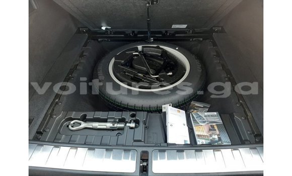 Acheter Import Voiture BMW X6 Bleu à Import - Dubai, Estuaire Acheter Import Voiture BMW X6 Bleu à Import - Dubai, Estuaire