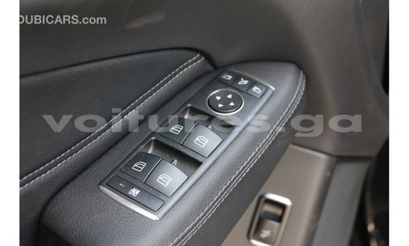 Acheter Import Voiture Mercedes-Benz 190 Noir à Import - Dubai, Estuaire Acheter Import Voiture Mercedes-Benz 190 Noir à Import - Dubai, Estuaire