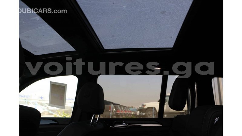 Big with watermark mercedes benz 190 estuaire import dubai 5368