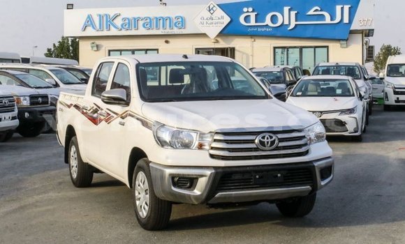 Acheter Import Voiture Toyota Hilux Blanc à Import - Dubai, Estuaire Acheter Import Voiture Toyota Hilux Blanc à Import - Dubai, Estuaire