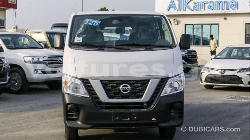 Big with watermark nissan urvan estuaire import dubai 5372