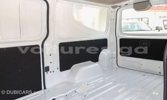 Acheter Import Voiture Nissan Urvan Blanc à Import - Dubai, Estuaire Acheter Import Voiture Nissan Urvan Blanc à Import - Dubai, Estuaire