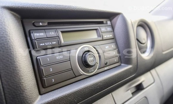 Acheter Import Voiture Nissan Urvan Blanc à Import - Dubai, Estuaire Acheter Import Voiture Nissan Urvan Blanc à Import - Dubai, Estuaire