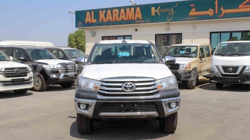 Big with watermark toyota hilux estuary import dubai 5374