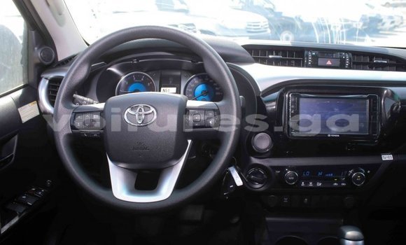 Sayi Imported Toyota Hilux Sauran Mota in Import - Dubai a estuary Sayi Imported Toyota Hilux Sauran Mota in Import - Dubai a estuary
