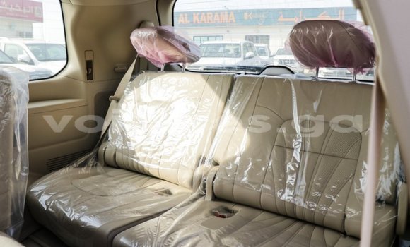 Acheter Import Voiture Toyota Land Cruiser Noir à Import - Dubai, Estuaire Acheter Import Voiture Toyota Land Cruiser Noir à Import - Dubai, Estuaire