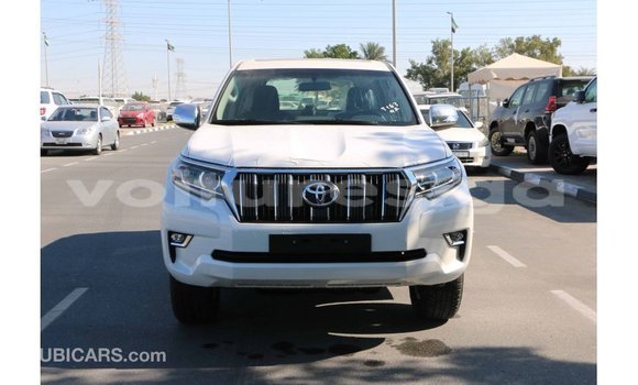 Acheter Import Voiture Toyota Prado Blanc à Import - Dubai, Estuaire Acheter Import Voiture Toyota Prado Blanc à Import - Dubai, Estuaire