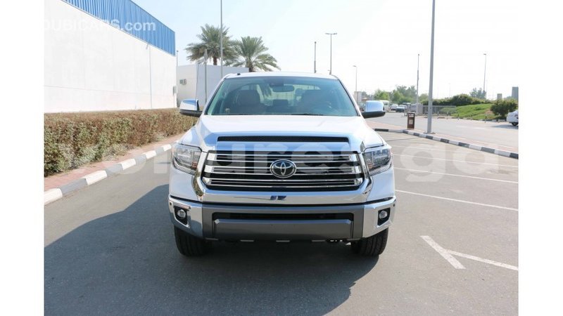 Big with watermark toyota tundra estuary import dubai 5385