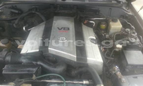 Sayi Na hannu Toyota Land Cruiser Black Mota in Libreville a estuary Sayi Na hannu Toyota Land Cruiser Black Mota in Libreville a estuary