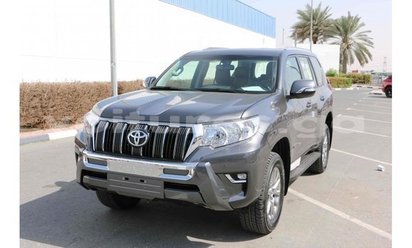 Acheter Import Voiture Toyota Prado Noir à Import - Dubai, Estuaire Acheter Import Voiture Toyota Prado Noir à Import - Dubai, Estuaire