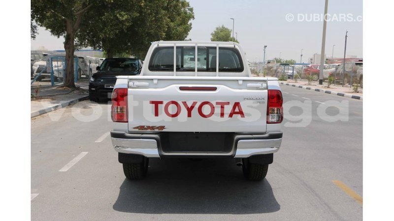 Big with watermark toyota hilux estuary import dubai 5388