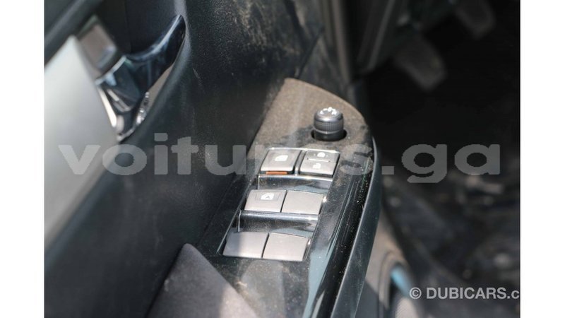 Big with watermark toyota hilux estuary import dubai 5388