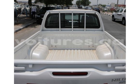 Buy Import Toyota Hilux White Car in Import - Dubai in Estuary Buy Import Toyota Hilux White Car in Import - Dubai in Estuary