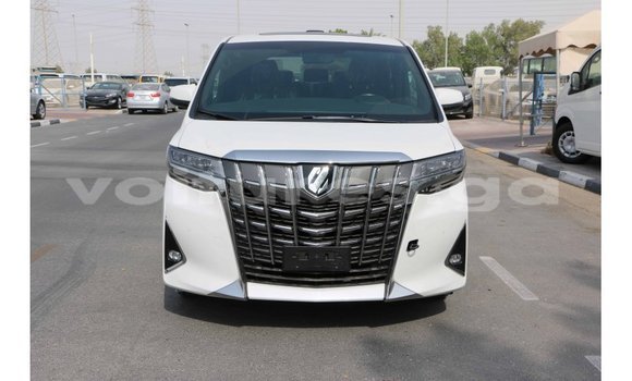 Acheter Import Voiture Toyota Alphard Blanc à Import - Dubai, Estuaire Acheter Import Voiture Toyota Alphard Blanc à Import - Dubai, Estuaire