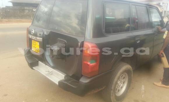 Sayi Na hannu Nissan Patrol Black Mota in Libreville a estuary Sayi Na hannu Nissan Patrol Black Mota in Libreville a estuary