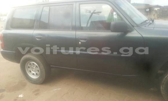 Sayi Na hannu Nissan Patrol Black Mota in Libreville a estuary Sayi Na hannu Nissan Patrol Black Mota in Libreville a estuary