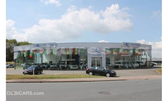 Acheter Import Voiture Toyota Hilux Blanc à Import - Dubai, Estuaire Acheter Import Voiture Toyota Hilux Blanc à Import - Dubai, Estuaire