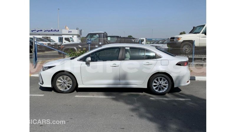 Big with watermark toyota corolla estuary import dubai 5396