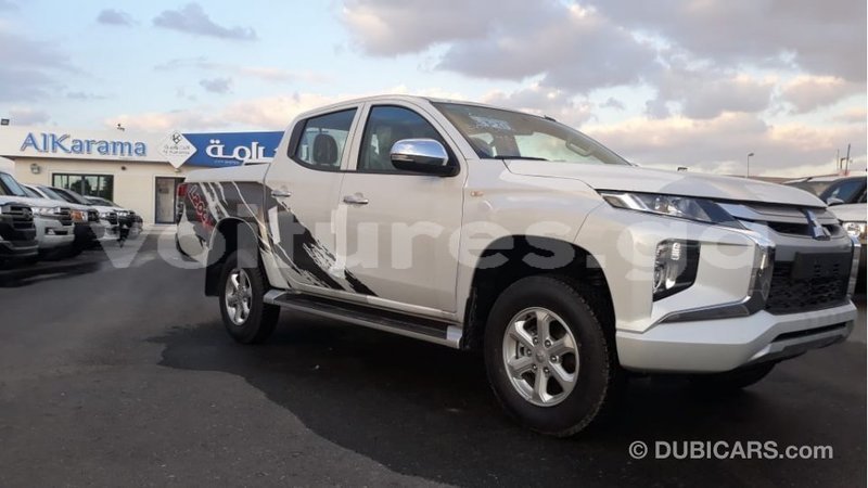 Big with watermark mitsubishi l200 estuary import dubai 5399