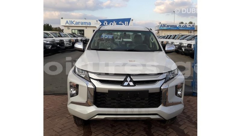 Big with watermark mitsubishi l200 estuary import dubai 5399