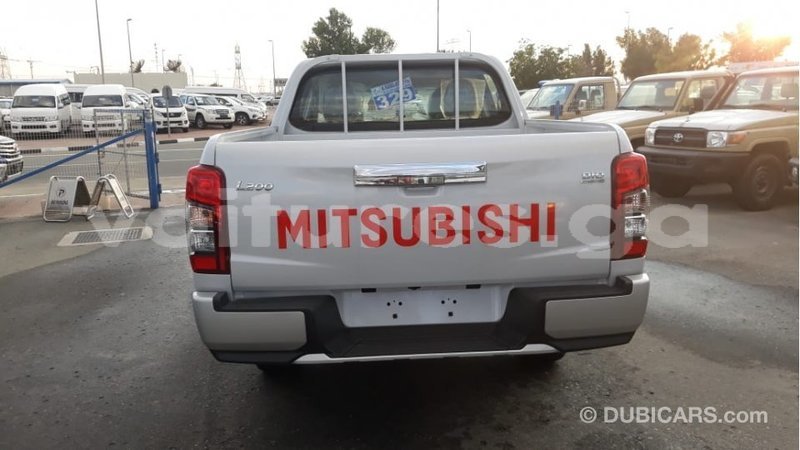 Big with watermark mitsubishi l200 estuary import dubai 5399