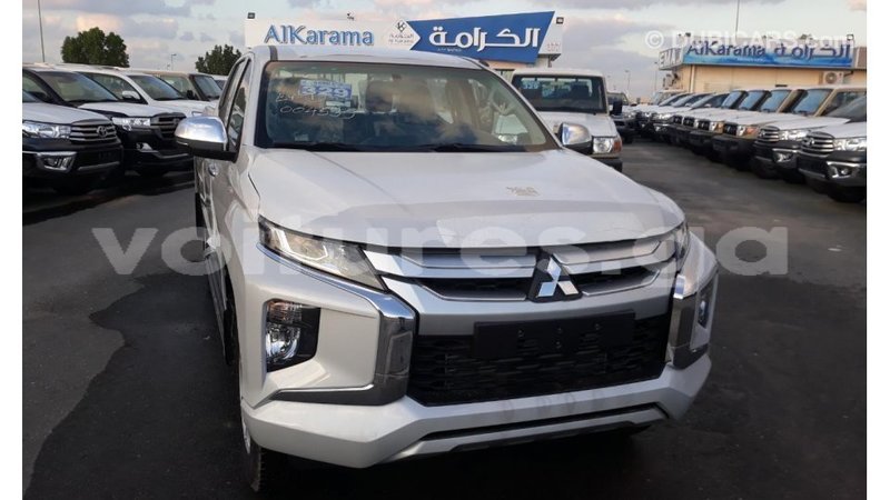 Big with watermark mitsubishi l200 estuary import dubai 5399