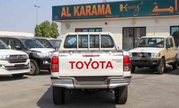 Acheter Import Voiture Toyota Hilux Blanc à Import - Dubai, Estuaire Acheter Import Voiture Toyota Hilux Blanc à Import - Dubai, Estuaire