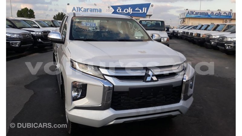 Big with watermark mitsubishi l200 estuary import dubai 5401