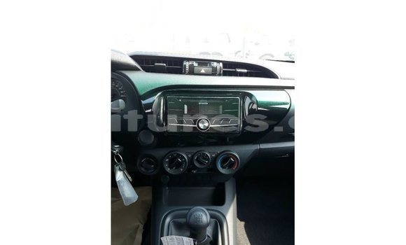 Sayi Imported Toyota Hilux Black Mota in Import - Dubai a estuary Sayi Imported Toyota Hilux Black Mota in Import - Dubai a estuary