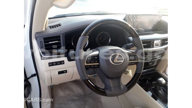 Big with watermark lexus lx estuaire import dubai 5413