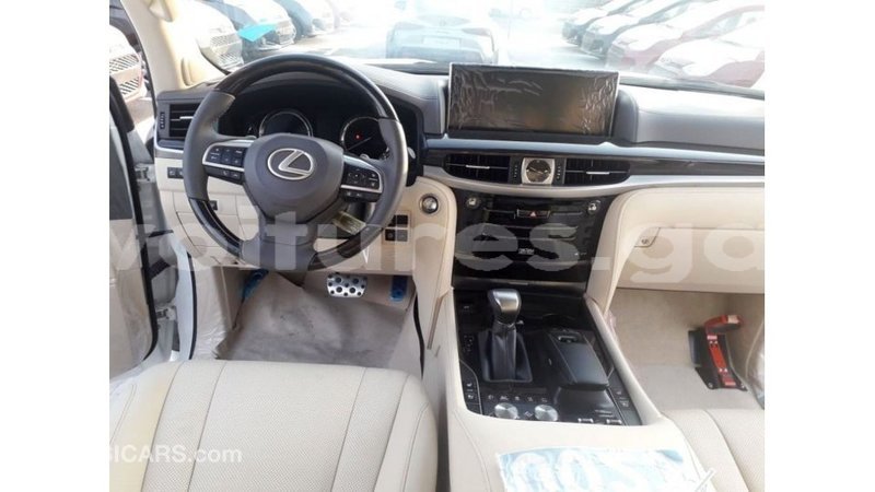 Big with watermark lexus lx estuaire import dubai 5413