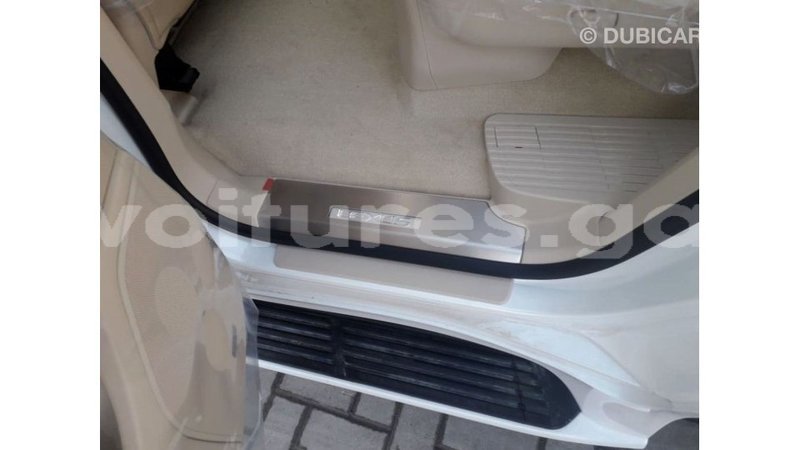 Big with watermark lexus lx estuaire import dubai 5413