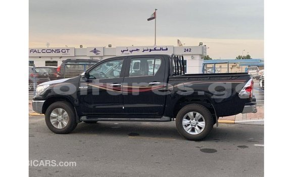 Acheter Import Voiture Toyota Hilux Noir à Import - Dubai, Estuaire Acheter Import Voiture Toyota Hilux Noir à Import - Dubai, Estuaire
