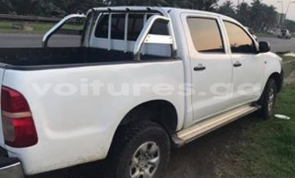 Acheter Occasion Voiture Toyota Hilux Blanc à Libreville, Estuaire Acheter Occasion Voiture Toyota Hilux Blanc à Libreville, Estuaire