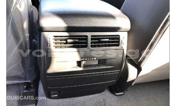 Acheter Import Voiture Toyota Land Cruiser Noir à Import - Dubai, Estuaire Acheter Import Voiture Toyota Land Cruiser Noir à Import - Dubai, Estuaire