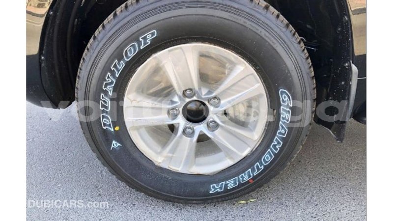 Big with watermark toyota land cruiser estuary import dubai 5427