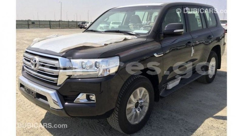 Big with watermark toyota land cruiser estuary import dubai 5433